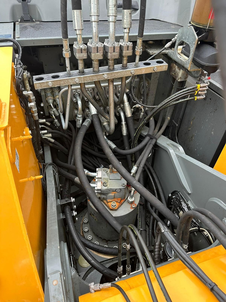 Manipulador de materiales Liebherr LH 30 M: foto 16
