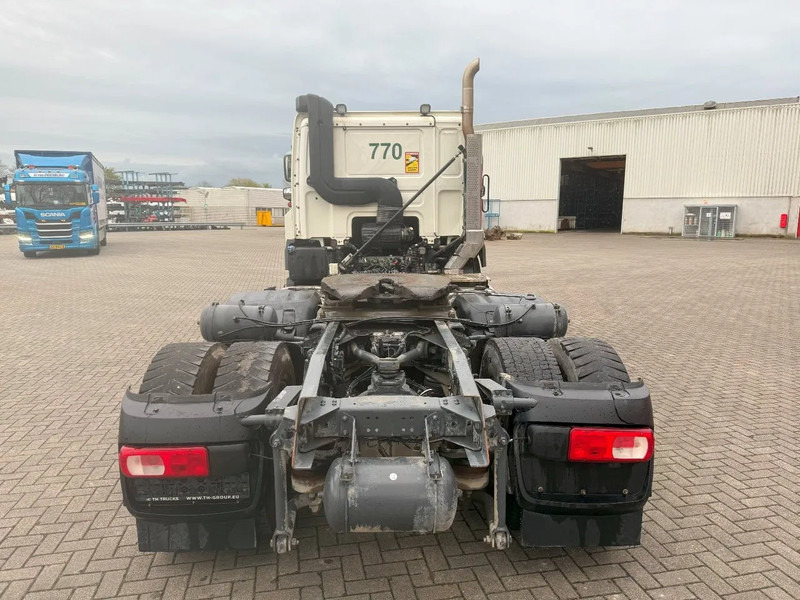 DAF CF480 / 6X4 / ENGINE RUNNING / INTARDER / HYDRAULICS / ONLY:87912 KM / FULL-AIR / DEB / ALCOA / LWDS / FRIDGE / AUTOMATIC / EURO - Cabeza tractora: foto 4 DAF CF480 / 6X4 / ENGINE RUNNING / INTARDER / HYDRAULICS / ONLY:87912 KM / FULL-AIR / DEB / ALCOA / LWDS / FRIDGE / AUTOMATIC / EURO - Cabeza tractora: foto 4