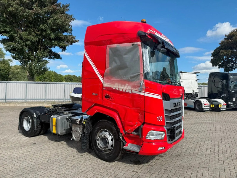 DAF XF450 FT / ENGINE RUNNING / ONLY:132521 KM / HYDRAULICS / DIGITAL DASH / DEB / HIGH CAB / AUTOMATIC / EURO-6 / 2024 - Cabeza tractora: foto 2 DAF XF450 FT / ENGINE RUNNING / ONLY:132521 KM / HYDRAULICS / DIGITAL DASH / DEB / HIGH CAB / AUTOMATIC / EURO-6 / 2024 - Cabeza tractora: foto 2