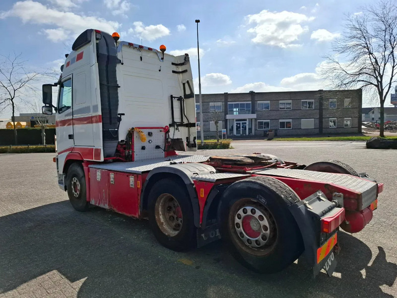 Volvo FH13-480 / VEB / HYDRAULICS / LIFT+LENKACHSE / FRIDGE / ONLY:672406 KM / AUTOMATIC / EURO-3 / 2006 - Cabeza tractora: foto 3 Volvo FH13-480 / VEB / HYDRAULICS / LIFT+LENKACHSE / FRIDGE / ONLY:672406 KM / AUTOMATIC / EURO-3 / 2006 - Cabeza tractora: foto 3
