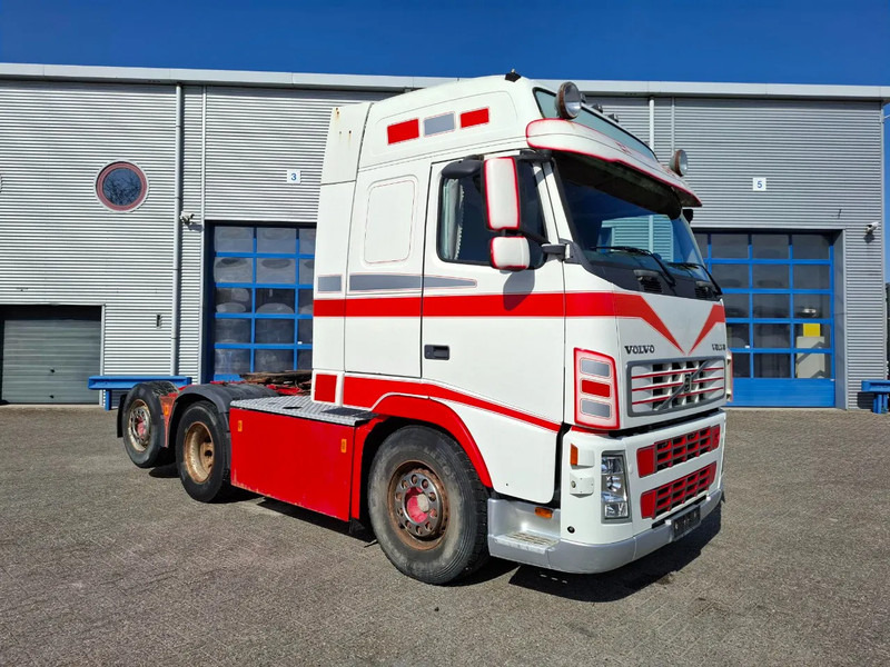 Volvo FH13-480 / VEB / HYDRAULICS / LIFT+LENKACHSE / FRIDGE / ONLY:672406 KM / AUTOMATIC / EURO-3 / 2006 - Cabeza tractora: foto 2 Volvo FH13-480 / VEB / HYDRAULICS / LIFT+LENKACHSE / FRIDGE / ONLY:672406 KM / AUTOMATIC / EURO-3 / 2006 - Cabeza tractora: foto 2