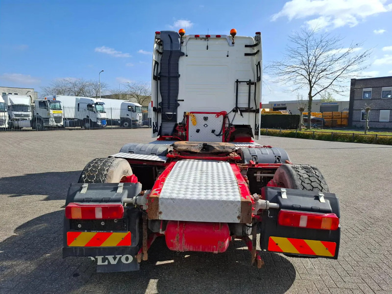 Volvo FH13-480 / VEB / HYDRAULICS / LIFT+LENKACHSE / FRIDGE / ONLY:672406 KM / AUTOMATIC / EURO-3 / 2006 - Cabeza tractora: foto 4 Volvo FH13-480 / VEB / HYDRAULICS / LIFT+LENKACHSE / FRIDGE / ONLY:672406 KM / AUTOMATIC / EURO-3 / 2006 - Cabeza tractora: foto 4