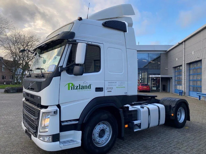 Volvo FM11-370 / GERMAN TRUCK / KB CHASSIS / VEB / ACC / LWDS / DOUBLE TANK / ONLY:763562 KM / AIRCO / AUTOMATIC / EURO-6 / 2018 - Cabeza tractora: foto 1 Volvo FM11-370 / GERMAN TRUCK / KB CHASSIS / VEB / ACC / LWDS / DOUBLE TANK / ONLY:763562 KM / AIRCO / AUTOMATIC / EURO-6 / 2018 - Cabeza tractora: foto 1