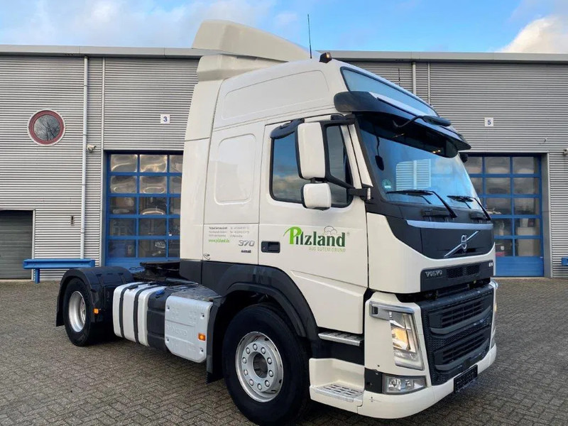 Volvo FM11-370 / GERMAN TRUCK / KB CHASSIS / VEB / ACC / LWDS / DOUBLE TANK / ONLY:763562 KM / AIRCO / AUTOMATIC / EURO-6 / 2018 - Cabeza tractora: foto 2 Volvo FM11-370 / GERMAN TRUCK / KB CHASSIS / VEB / ACC / LWDS / DOUBLE TANK / ONLY:763562 KM / AIRCO / AUTOMATIC / EURO-6 / 2018 - Cabeza tractora: foto 2