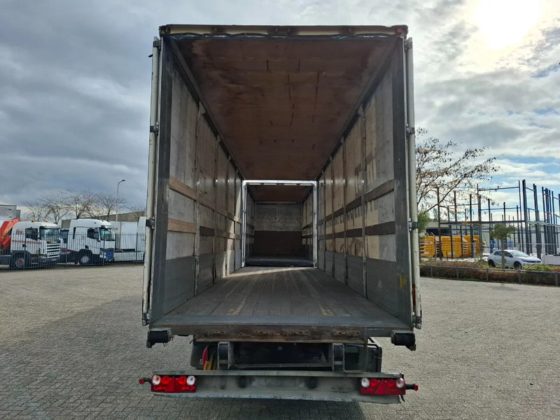 Renault T480 COMFORT / DOUBLE TANK / TIR LINE / TUV:30-03-2026 / THROUGH LOADING SYSTEM / LWDS / AUTOMATIC / EURO-6 / 2017 - Camión lona: foto 5 Renault T480 COMFORT / DOUBLE TANK / TIR LINE / TUV:30-03-2026 / THROUGH LOADING SYSTEM / LWDS / AUTOMATIC / EURO-6 / 2017 - Camión lona: foto 5