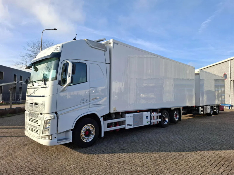 Volvo FH4-500 / RETARDER / I-SAVE / XL / VEB+ / I-PARKCOOL / ACC / LWDS / 2XTHERMOKING UT1200 / 2X ON STOCK / EURO-6 / 2021 - Camión frigorífico: foto 1 Volvo FH4-500 / RETARDER / I-SAVE / XL / VEB+ / I-PARKCOOL / ACC / LWDS / 2XTHERMOKING UT1200 / 2X ON STOCK / EURO-6 / 2021 - Camión frigorífico: foto 1