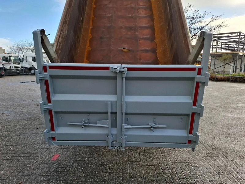 Camión volquete Volvo FMX-460 / 8X4 / BIG AXLE / VEB+ / ONLY:344574 KM / LIFT+LENKACHSE / 21CM³ / AUTOMATIC / EURO-6 / 2015: foto 10