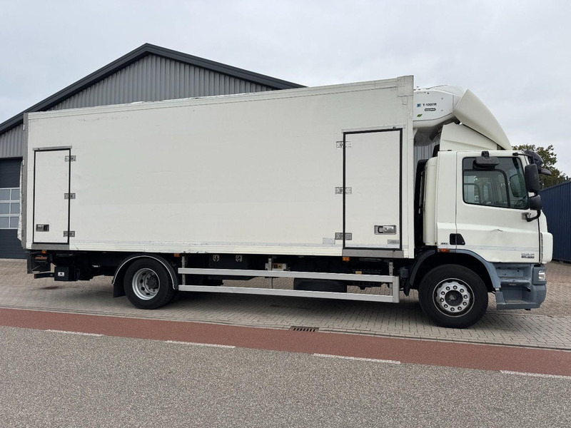 DAF CF65-300 Thermo-King (- 25 C ) 'D Hollandia Taillift/LBW - Camión frigorífico: foto 2 DAF CF65-300 Thermo-King (- 25 C ) 'D Hollandia Taillift/LBW - Camión frigorífico: foto 2