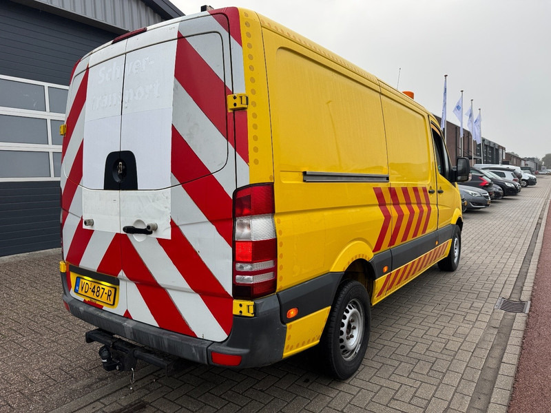 Mercedes-Benz Sprinter 316, Like new, BF3 Begleit- Escort- Convoi execptionnel, L2/H1 - Furgón: foto 3 Mercedes-Benz Sprinter 316, Like new, BF3 Begleit- Escort- Convoi execptionnel, L2/H1 - Furgón: foto 3