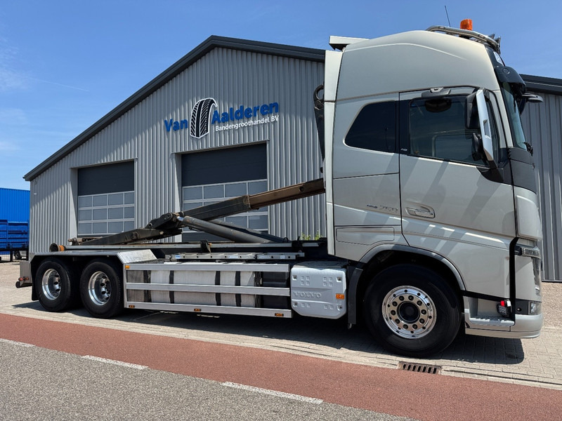 Volvo FH16 750 6x2, VDL 21 Ton Haak - Camión multibasculante: foto 2 Volvo FH16 750 6x2, VDL 21 Ton Haak - Camión multibasculante: foto 2