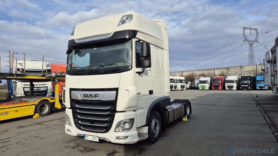 DAF XF 450 FT LOW DECK SSC EURO 6 - Cabeza tractora: foto 2 DAF XF 450 FT LOW DECK SSC EURO 6 - Cabeza tractora: foto 2