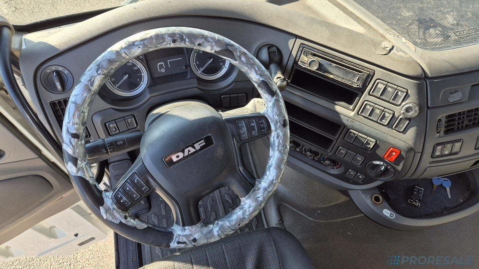 DAF XF 460 FT LOW DECK SSC EURO 6 - Cabeza tractora: foto 4 DAF XF 460 FT LOW DECK SSC EURO 6 - Cabeza tractora: foto 4