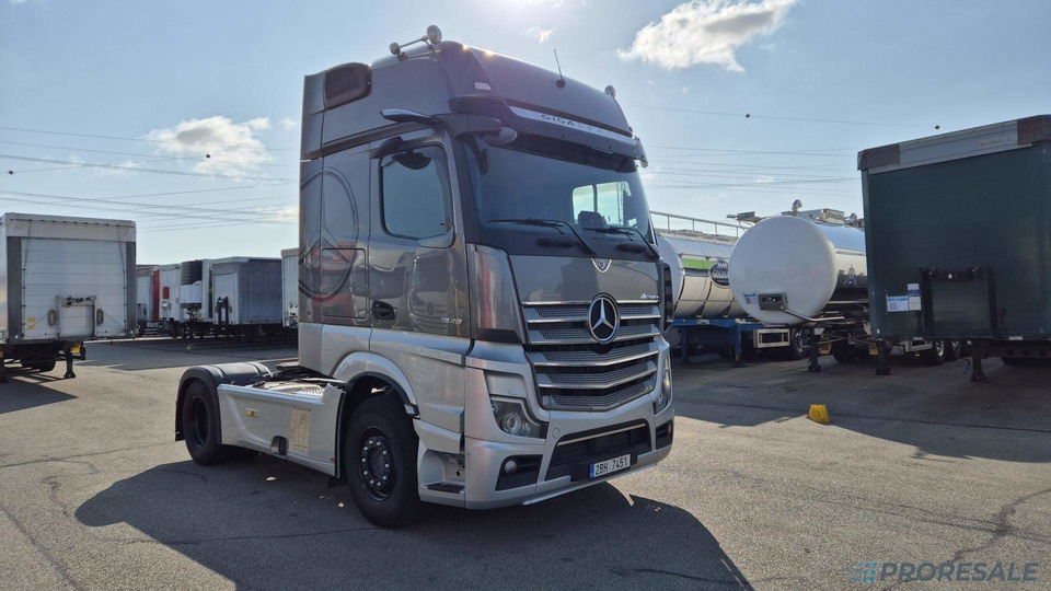 MERCEDES-BENZ ACTROS 1848 LS GIGA SPACE EURO 6 - Cabeza tractora: foto 1 MERCEDES-BENZ ACTROS 1848 LS GIGA SPACE EURO 6 - Cabeza tractora: foto 1