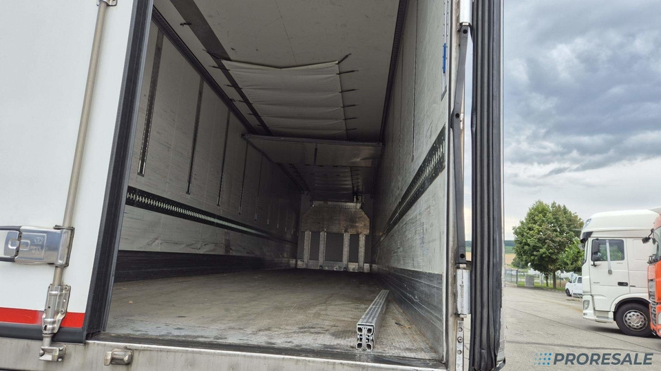 KRONE COOL LINER SD mrazírenský - MULTITEMP - dělící stěna + agregát CARRIER VECTOR 1950 Mt - Semirremolque frigorífico: foto 5 KRONE COOL LINER SD mrazírenský - MULTITEMP - dělící stěna + agregát CARRIER VECTOR 1950 Mt - Semirremolque frigorífico: foto 5