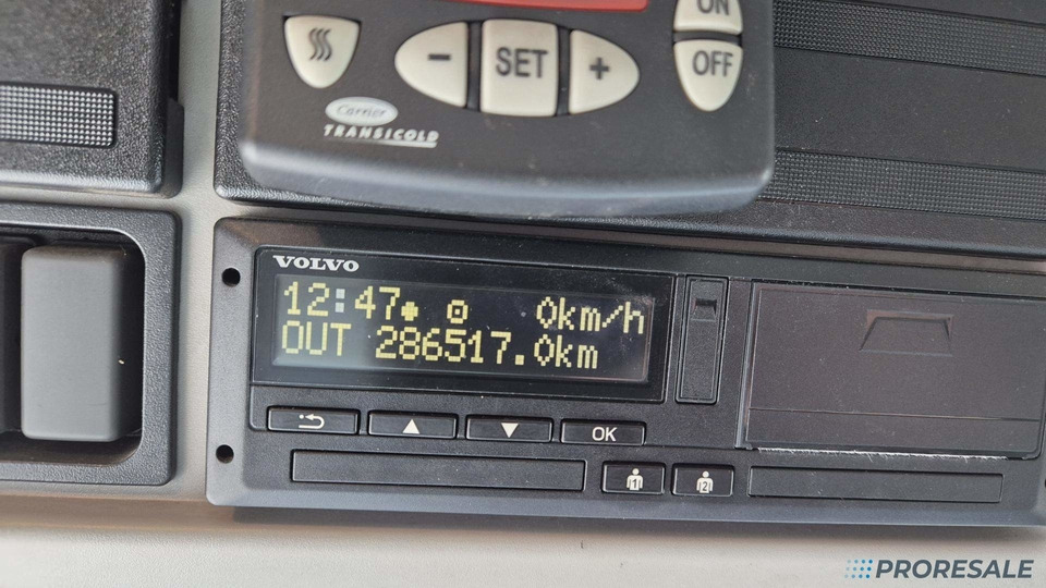 Camión frigorífico VOLVO FL 250 BB EURO 6 - mrazírna + CARRIER XARIOS 600 EL MAXI: foto 11