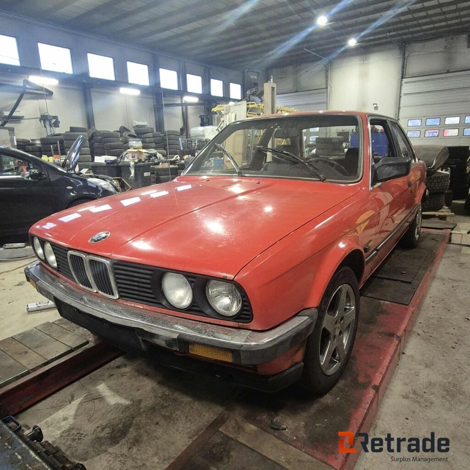 1984 BMW 323 i..Se video - Coche: foto 1 1984 BMW 323 i..Se video - Coche: foto 1