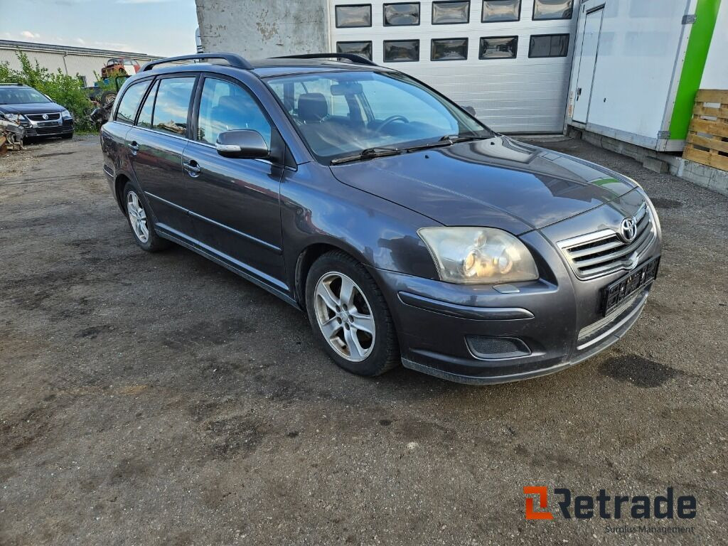 2008mod. TOYOTA AVENSIS 2,0 DIESEL - Coche: foto 2 2008mod. TOYOTA AVENSIS 2,0 DIESEL - Coche: foto 2