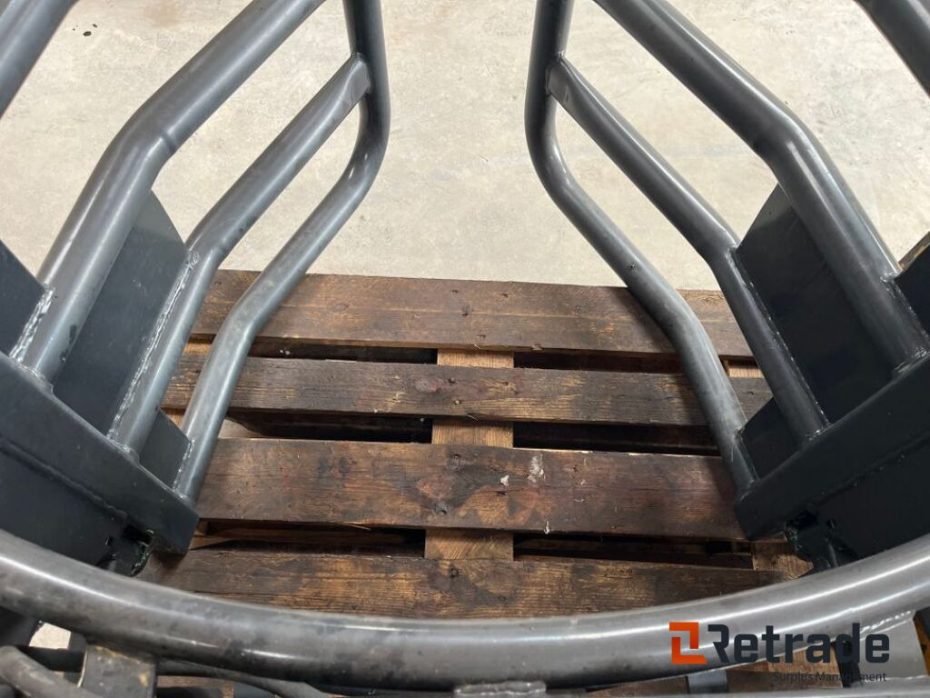 Balletang til minilæsser / Ball tongs for mini loader - Pinza: foto 2 Balletang til minilæsser / Ball tongs for mini loader - Pinza: foto 2