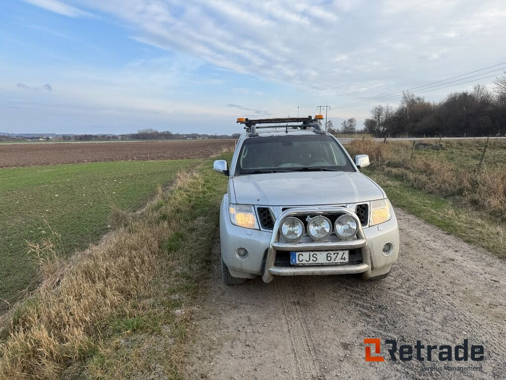 Bil Nissan Navara - Coche: foto 2 Bil Nissan Navara - Coche: foto 2