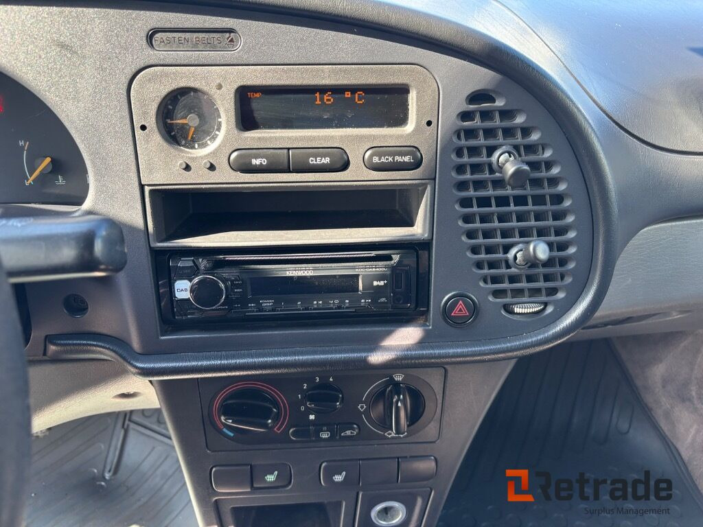 Coche Car SAAB 900 S Cabriolet: foto 18