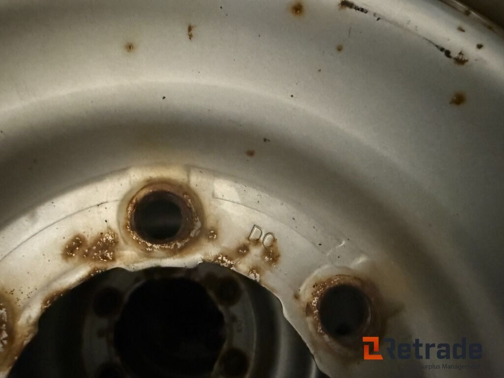 Däck Cooper Discoverer 265/70R17 - Equipo de construcción: foto 4 Däck Cooper Discoverer 265/70R17 - Equipo de construcción: foto 4