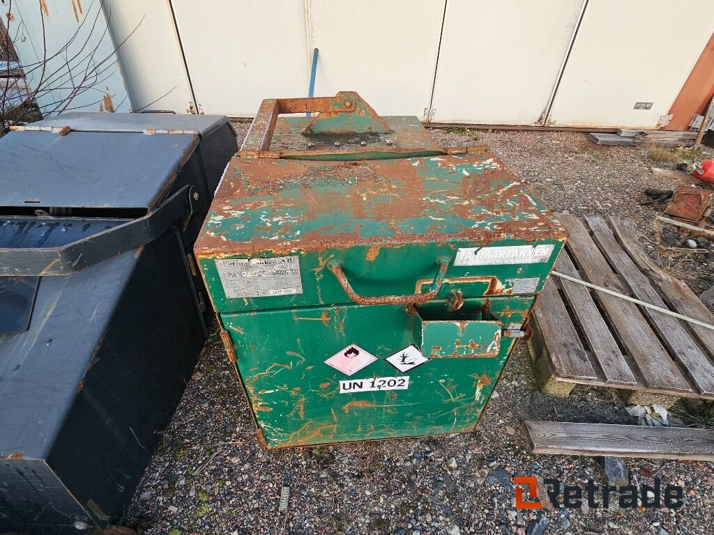 Dieseltank Färmartanken 450Liter - Equipo de construcción: foto 3 Dieseltank Färmartanken 450Liter - Equipo de construcción: foto 3