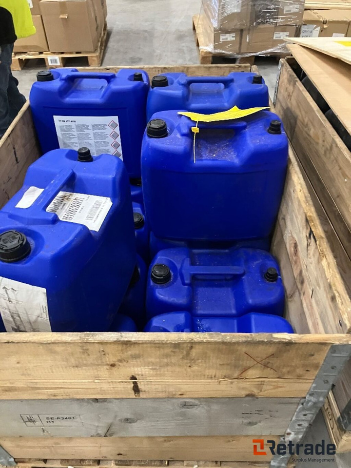 Diverse Olje 14 x 20 liter - Aceite de motor/ Producto para el cuidado del coche: foto 1 Diverse Olje 14 x 20 liter - Aceite de motor/ Producto para el cuidado del coche: foto 1