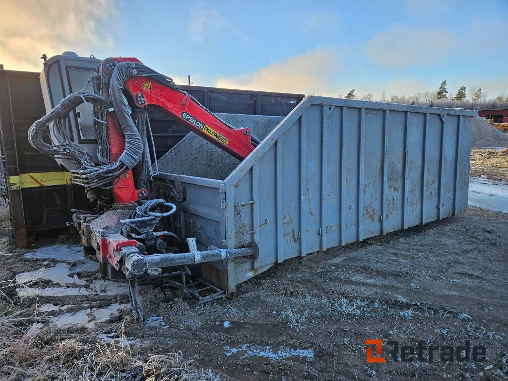 Kranflak med grip och rotator 30m3 - Equipo de construcción: foto 1 Kranflak med grip och rotator 30m3 - Equipo de construcción: foto 1