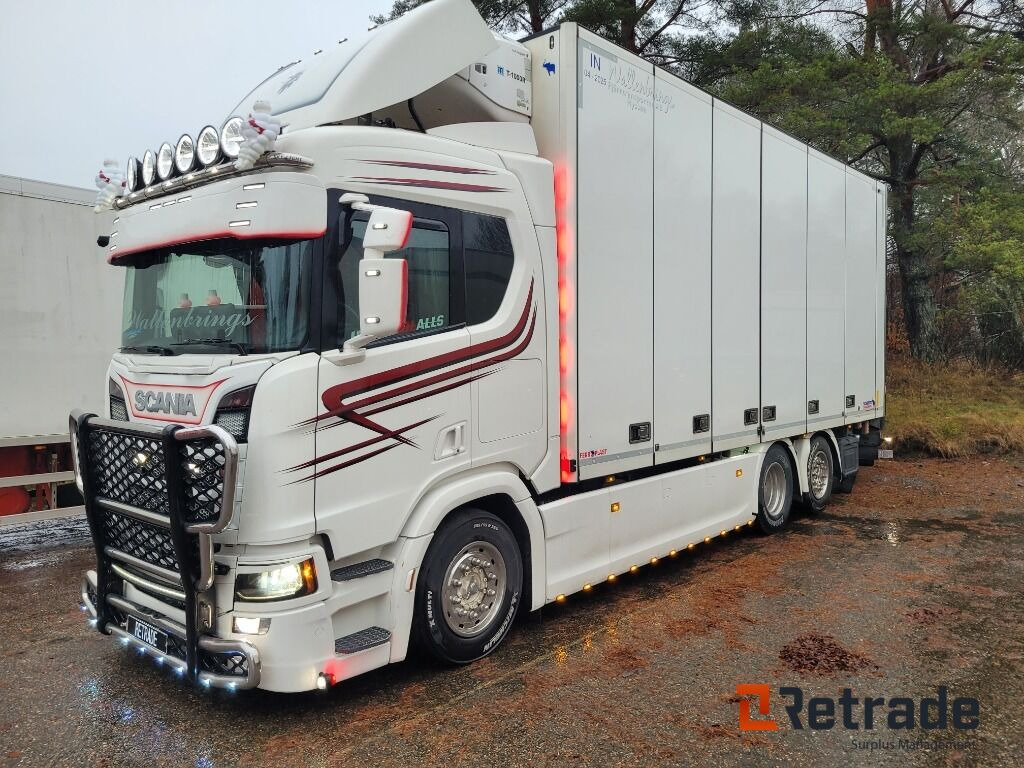 Kylbil Skåpbil med öppningsbar sida SCANIA NextGen R450 6x2*4 -2019 - Camión frigorífico: foto 1 Kylbil Skåpbil med öppningsbar sida SCANIA NextGen R450 6x2*4 -2019 - Camión frigorífico: foto 1