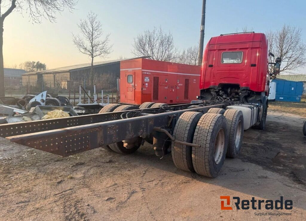 Lastbil Scania Super R620 V8 6x4 - Camión chasis: foto 5 Lastbil Scania Super R620 V8 6x4 - Camión chasis: foto 5