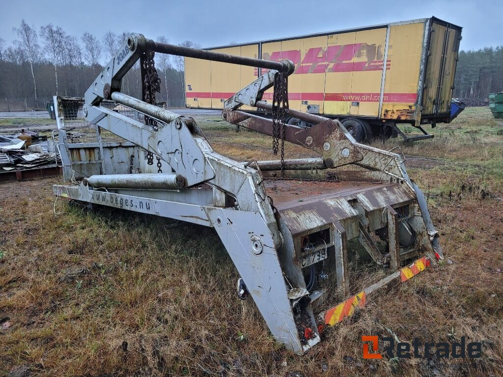 Liftdumper Joab med utskjut för 2 containers - Equipos de gancho multilift/ De cadena multilift: foto 5 Liftdumper Joab med utskjut för 2 containers - Equipos de gancho multilift/ De cadena multilift: foto 5