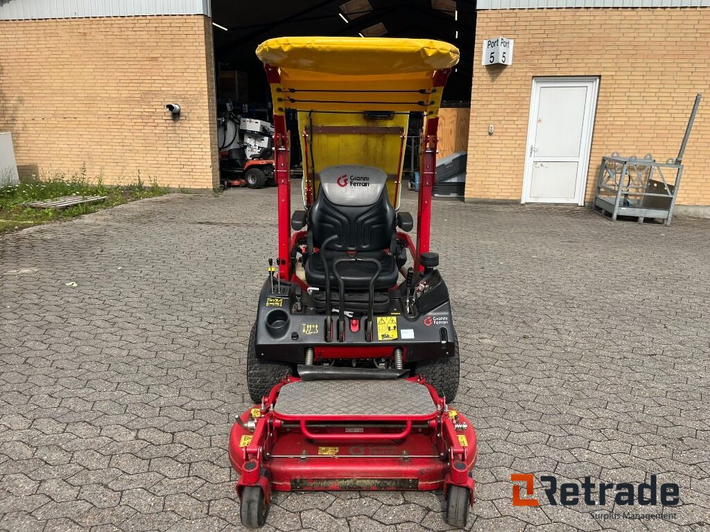 Plæne- og parkmaskiner GINNI FERRARI GF 630 I.I Plænetraktor - Maquinaria agrícola: foto 2 Plæne- og parkmaskiner GINNI FERRARI GF 630 I.I Plænetraktor - Maquinaria agrícola: foto 2