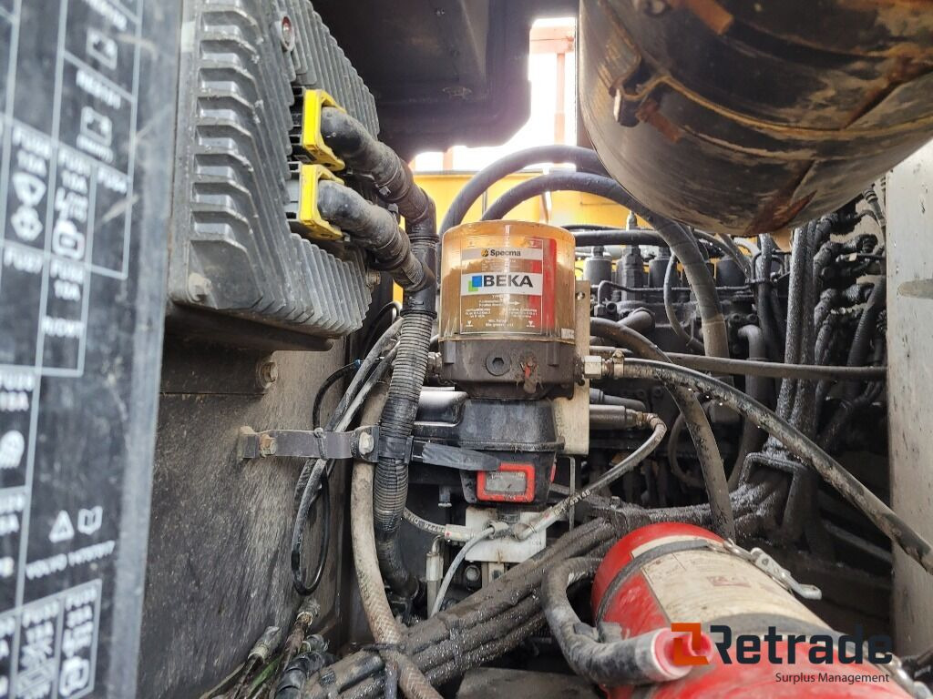 Leasing de Grävmaskin Volvo EC220EL med grävsystem -2019 Grävmaskin Volvo EC220EL med grävsystem -2019: foto 18 Leasing de Grävmaskin Volvo EC220EL med grävsystem -2019 Grävmaskin Volvo EC220EL med grävsystem -2019: foto 18