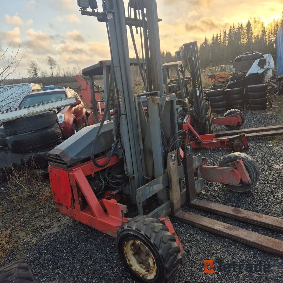 3stk.Gaffeltruck Moffa påhengstrucker - Maquinaria industrial: foto 5 3stk.Gaffeltruck Moffa påhengstrucker - Maquinaria industrial: foto 5