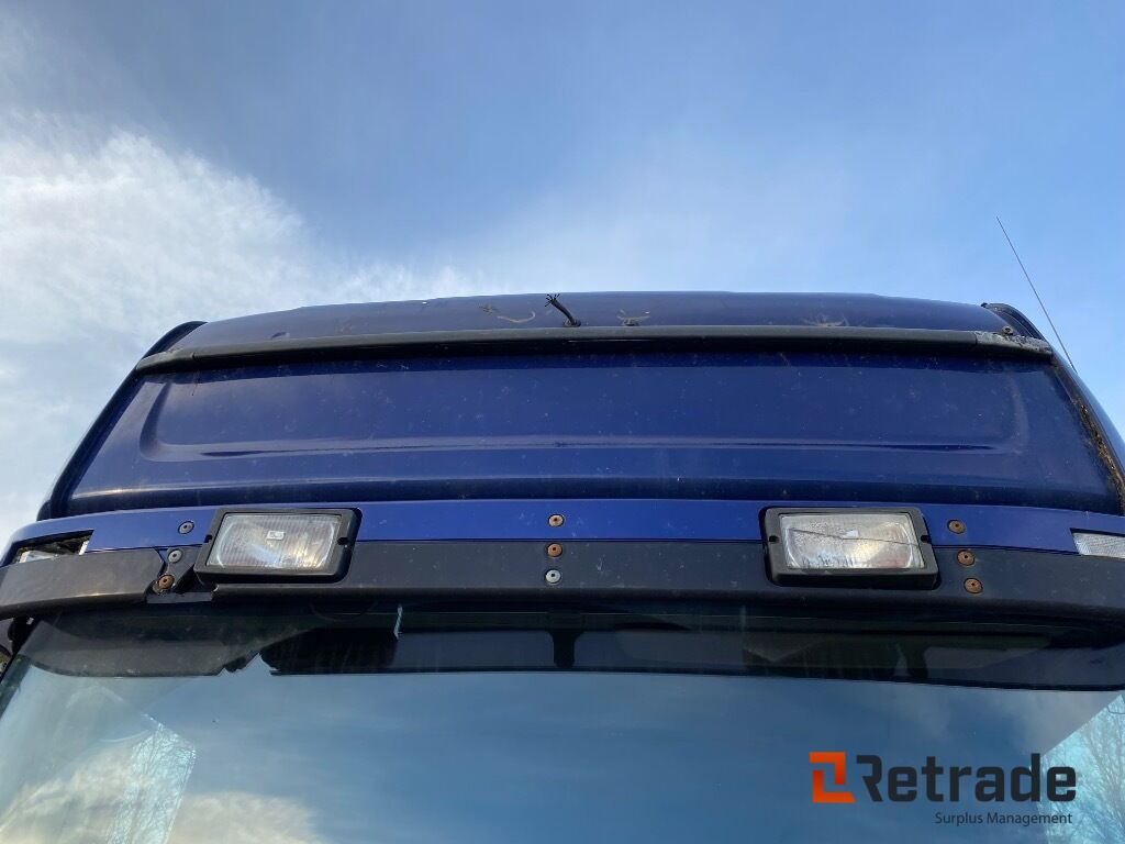 Camión caja cerrada Skåpbil Scania R500LB6X2*4MNB Renoveringsobjekt: foto 12 Camión caja cerrada Skåpbil Scania R500LB6X2*4MNB Renoveringsobjekt: foto 12