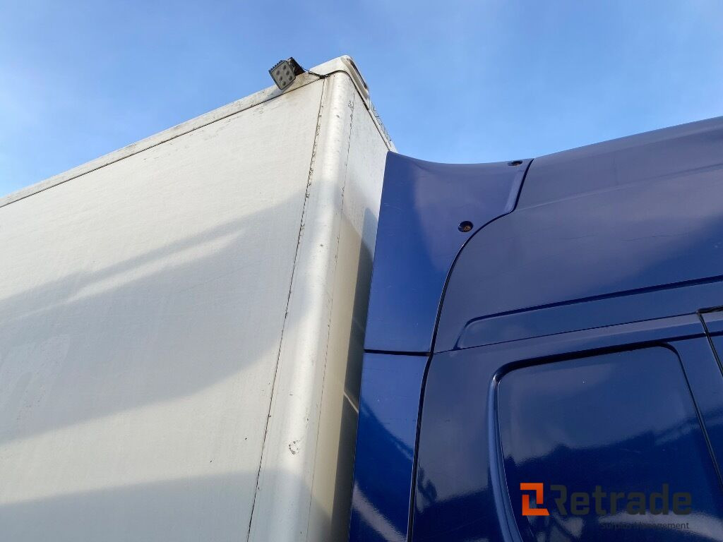 Camión caja cerrada Skåpbil Scania R500LB6X2*4MNB Renoveringsobjekt: foto 34 Camión caja cerrada Skåpbil Scania R500LB6X2*4MNB Renoveringsobjekt: foto 34