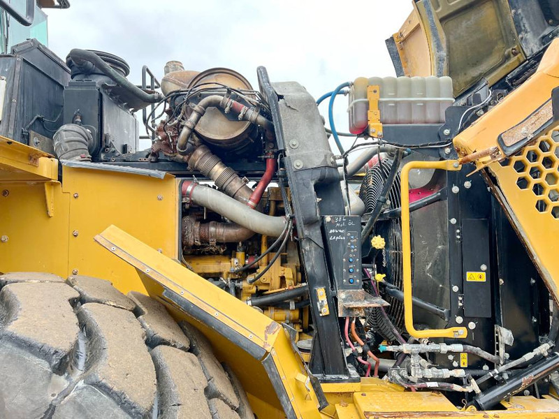 Cargadora de ruedas Cat 980K - Weight System / Automatic Greasing: foto 15