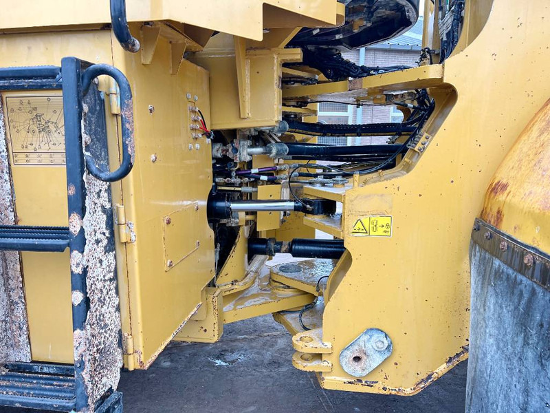 Cargadora de ruedas Cat 980K - Weight System / Automatic Greasing: foto 14