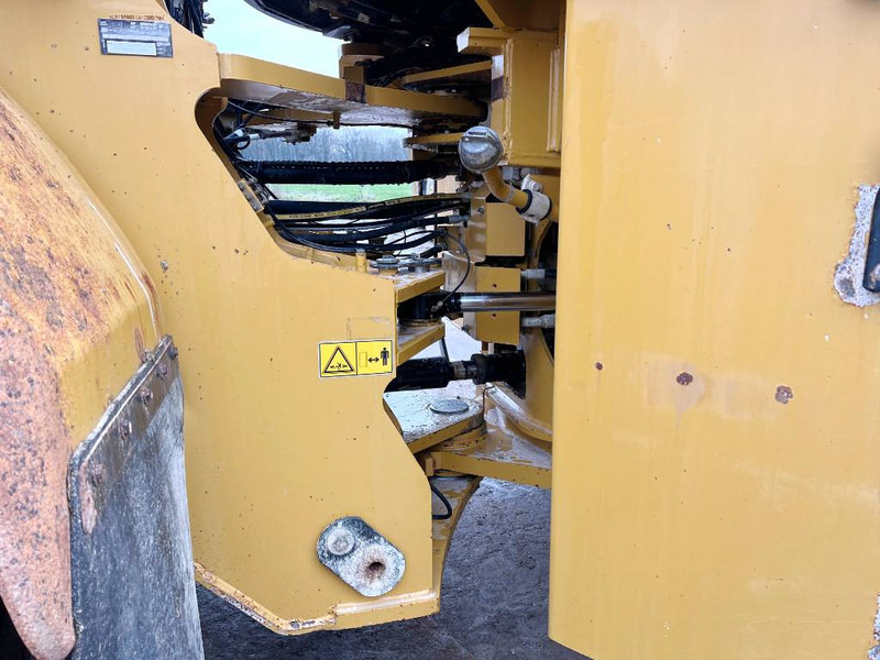 Cargadora de ruedas Cat 980K - Weight System / Automatic Greasing: foto 13