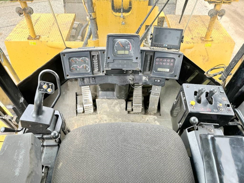 Cargadora de ruedas Cat 988H - Engine & Gearbox 7.500h Ago Rebuilt: foto 8 Cargadora de ruedas Cat 988H - Engine & Gearbox 7.500h Ago Rebuilt: foto 8