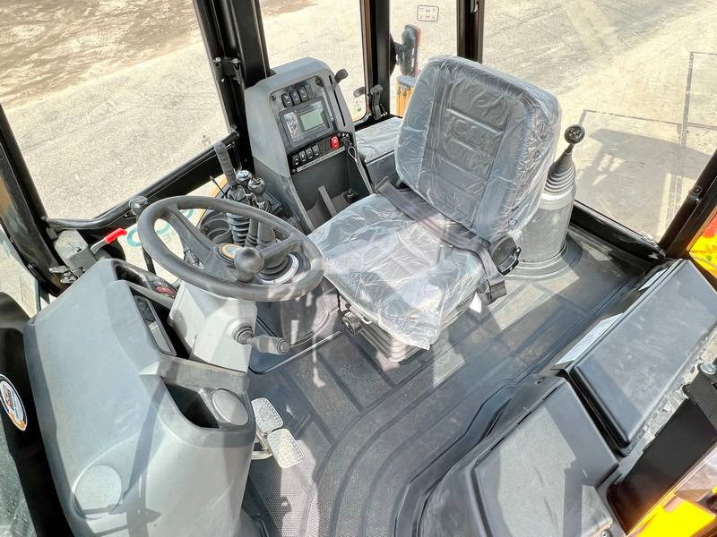 JCB 3DX / 3CX Plus 4WD - 4/1 Bucket / Hammer Lines - Retroexcavadora: foto 5 JCB 3DX / 3CX Plus 4WD - 4/1 Bucket / Hammer Lines - Retroexcavadora: foto 5