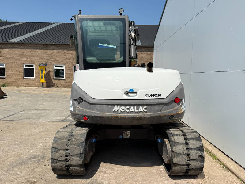 Mecalac 8MCR - 6 Attachments Included! Auto Greasing - Miniexcavadora: foto 5 Mecalac 8MCR - 6 Attachments Included! Auto Greasing - Miniexcavadora: foto 5