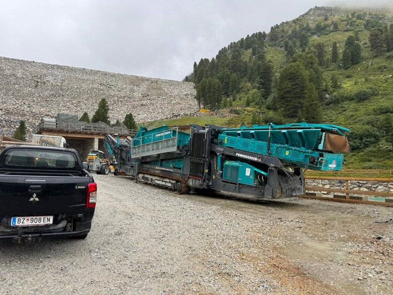 Cribadora Powerscreen Warrior 2400 - Only 1000 Hours! Extra Conveyor: foto 6