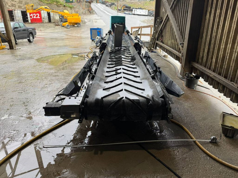 Cribadora Powerscreen Warrior 2400 - Only 1000 Hours! Extra Conveyor: foto 14