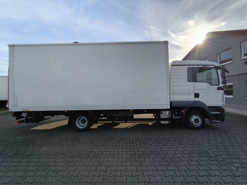 MAN TGL 8.190 Koffer gFH AHK LBW Euro 6 4x2 (11) TÜV NEU - Camión caja cerrada: foto 4 MAN TGL 8.190 Koffer gFH AHK LBW Euro 6 4x2 (11) TÜV NEU - Camión caja cerrada: foto 4