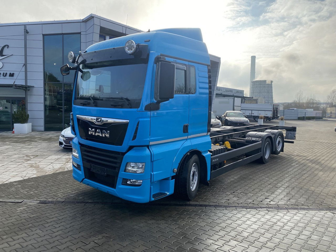 MAN TGX 26.500 NEW Service AT MAN / Frame - Camión chasis: foto 1 MAN TGX 26.500 NEW Service AT MAN / Frame - Camión chasis: foto 1
