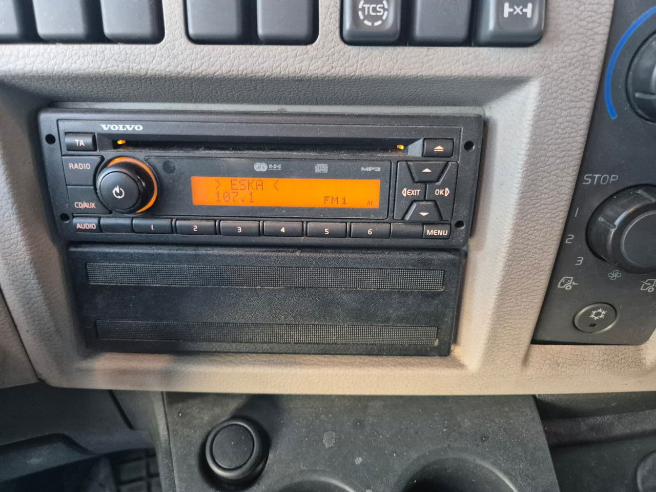 Camión frigorífico Volvo FL 240 Mitsubishi / 1 Owner / Serviced: foto 29