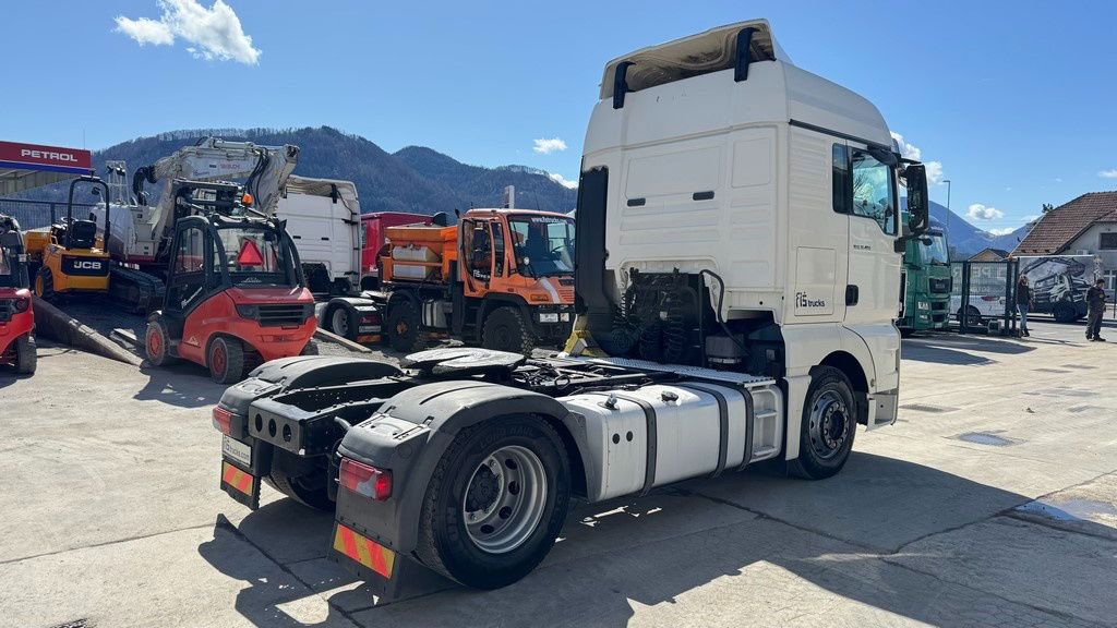 MAN TGX 18.400 4X2 tipp. hydr. - retarder - Cabeza tractora: foto 4 MAN TGX 18.400 4X2 tipp. hydr. - retarder - Cabeza tractora: foto 4