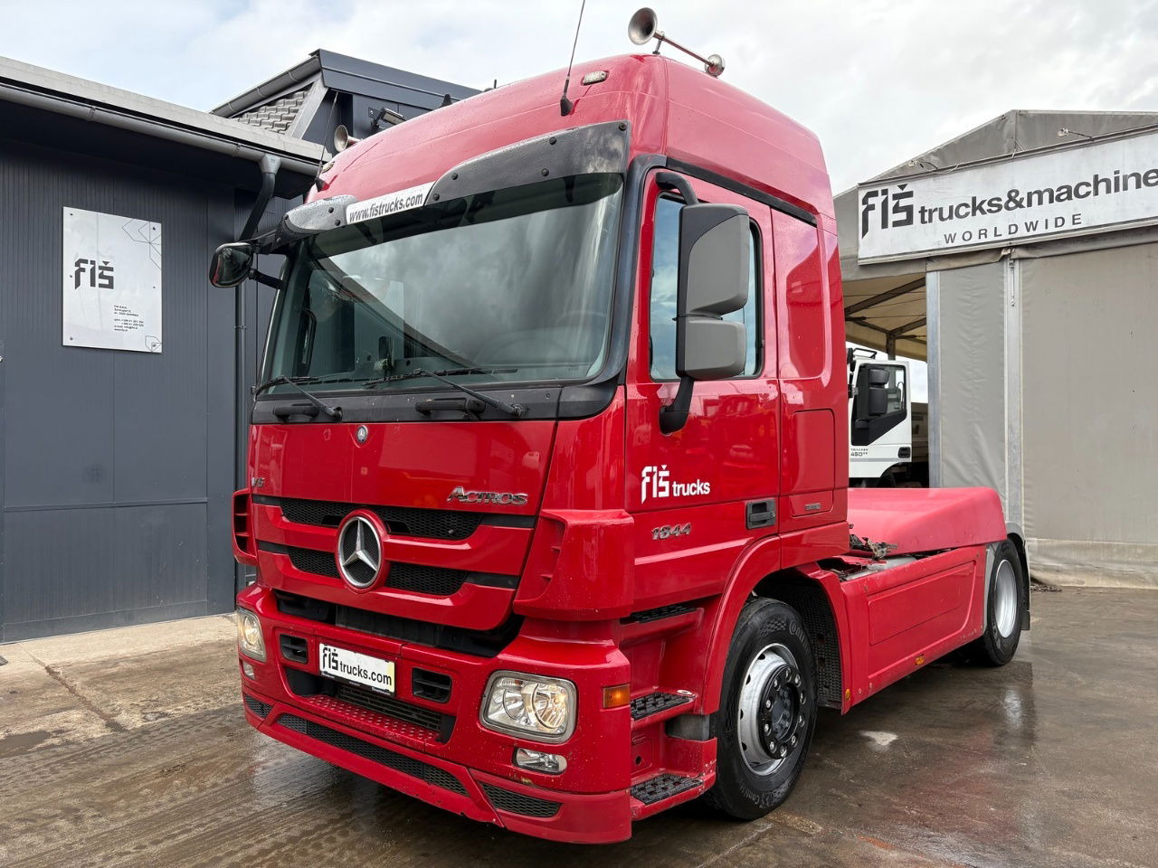 Mercedes-Benz Actros 1844 4x2 tractor unit - retarder - Cabeza tractora: foto 1 Mercedes-Benz Actros 1844 4x2 tractor unit - retarder - Cabeza tractora: foto 1
