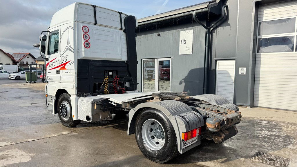 Mercedes-Benz Actros 1844 LS 4x2 tractor unit - clutch - Cabeza tractora: foto 4 Mercedes-Benz Actros 1844 LS 4x2 tractor unit - clutch - Cabeza tractora: foto 4